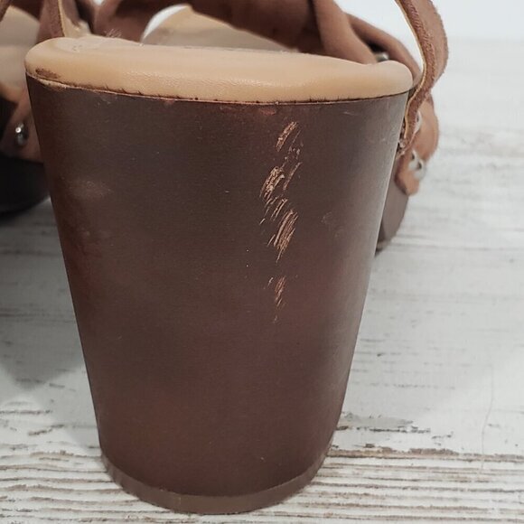 Torrid Platform Heeled Sandals Faux Suede women's Size 10 WW great condition - Picture 7 of 7